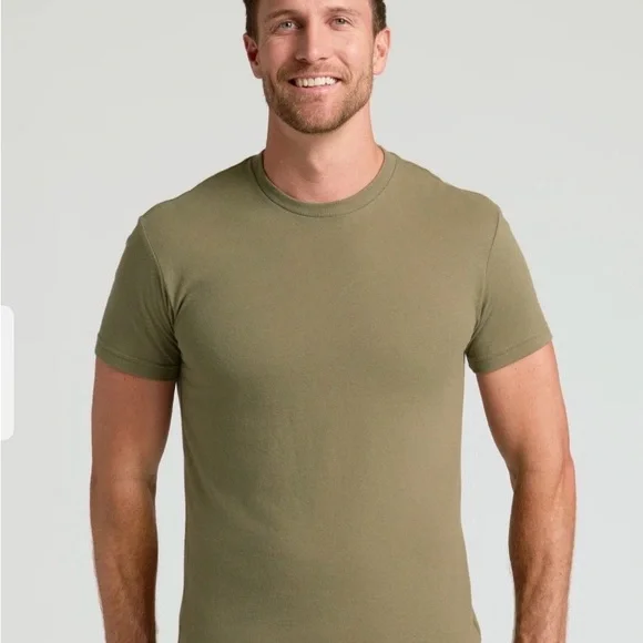 True Classic Men's Military Green T-Shirt - Picture 1 of 4